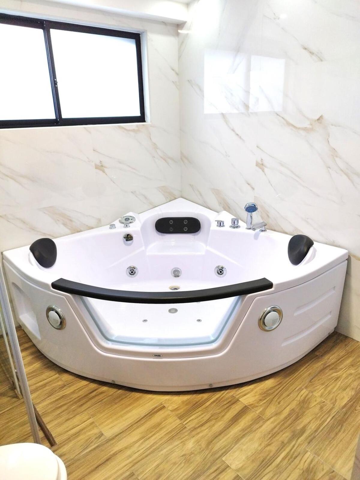 De Lujo Curie Con Jacuzzi Privado Quito